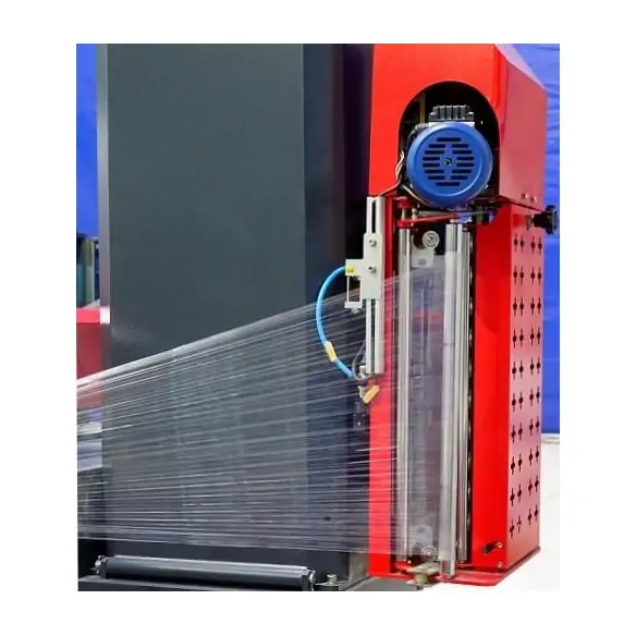 MÁQUINA ENVOLVEDORA DE PALET SEMIAUTOMÁTICA CON CARRO DE PREESTIRO CON PLATO GIRATORIO
