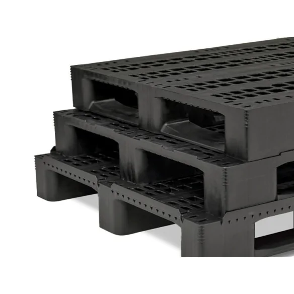 PALET AMERICANO DE PLÁSTICO REFORZADO 3 PATINES Y 5 TUBOS, 1200 x 1000 x 150 mm. (Largo x Ancho x Alto)