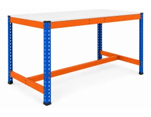 MESA DE TRABAJO CON REPOSAPIÉS 2
