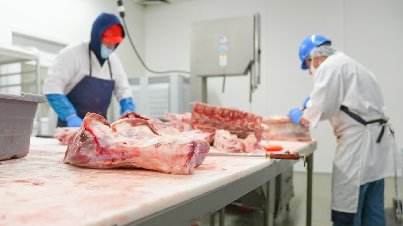 Cajas para carne: cómo elegir la mejor solución para la industria cárnica